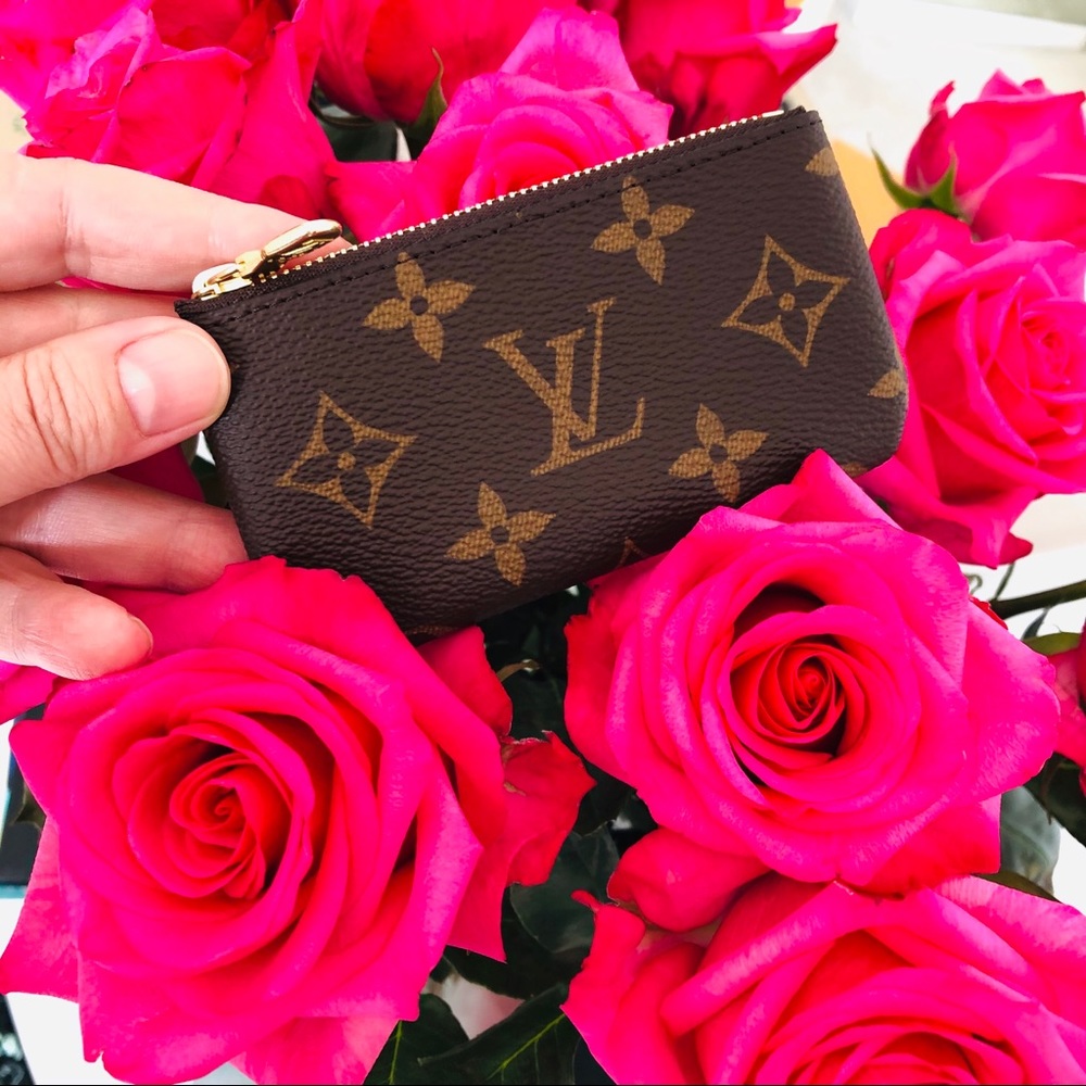 SOLD Louis Vuitton Pouch Cles Monogram France - Picture 2 of 15